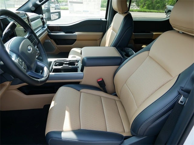 2025 Ford F-350SD Lariat