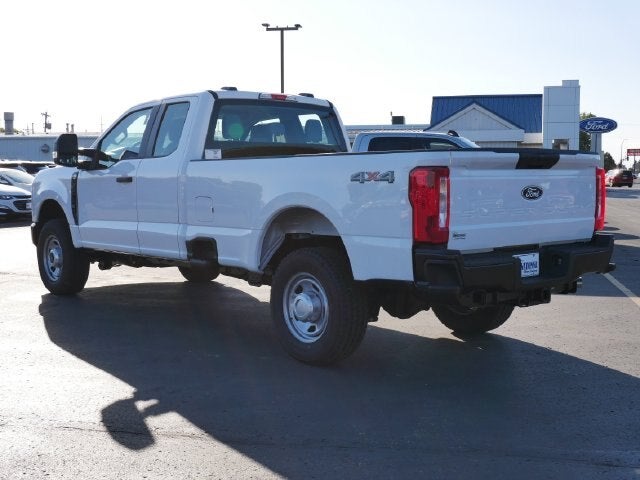 2027 Ford F-350SD XL 610A