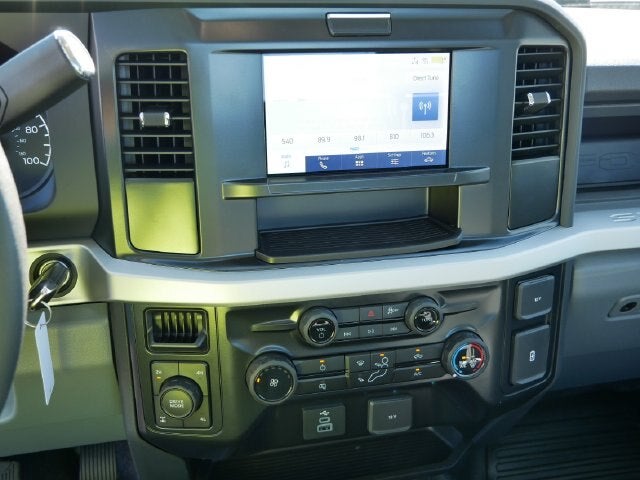 2027 Ford F-350SD XL 610A