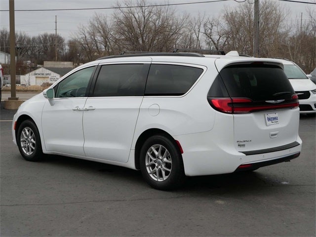 Used 2022 Chrysler Pacifica Touring L with VIN 2C4RC1BG0NR162609 for sale in Owatonna, Minnesota