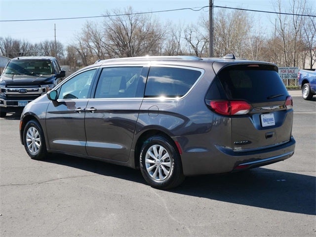 Used 2019 Chrysler Pacifica Touring L with VIN 2C4RC1BG4KR624827 for sale in Owatonna, Minnesota
