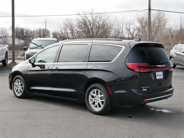 Used 2022 Chrysler Pacifica Touring L with VIN 2C4RC1BG8NR128756 for sale in Owatonna, Minnesota