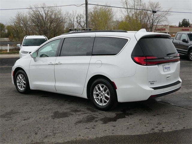 Used 2022 Chrysler Pacifica Touring L with VIN 2C4RC1BGXNR153237 for sale in Owatonna, Minnesota