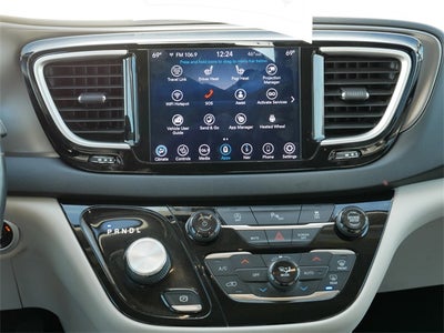 2020 Chrysler Pacifica Touring L Plus