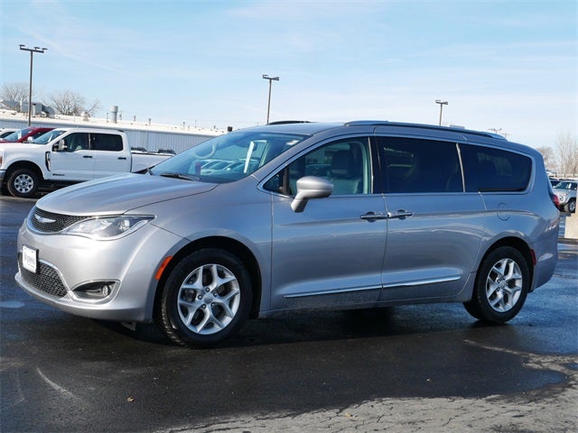 2020 Chrysler Pacifica Touring L Plus