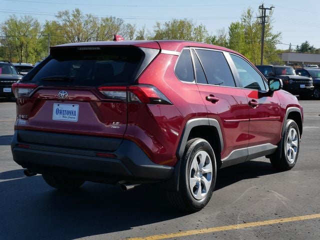 2022 Toyota RAV4 LE